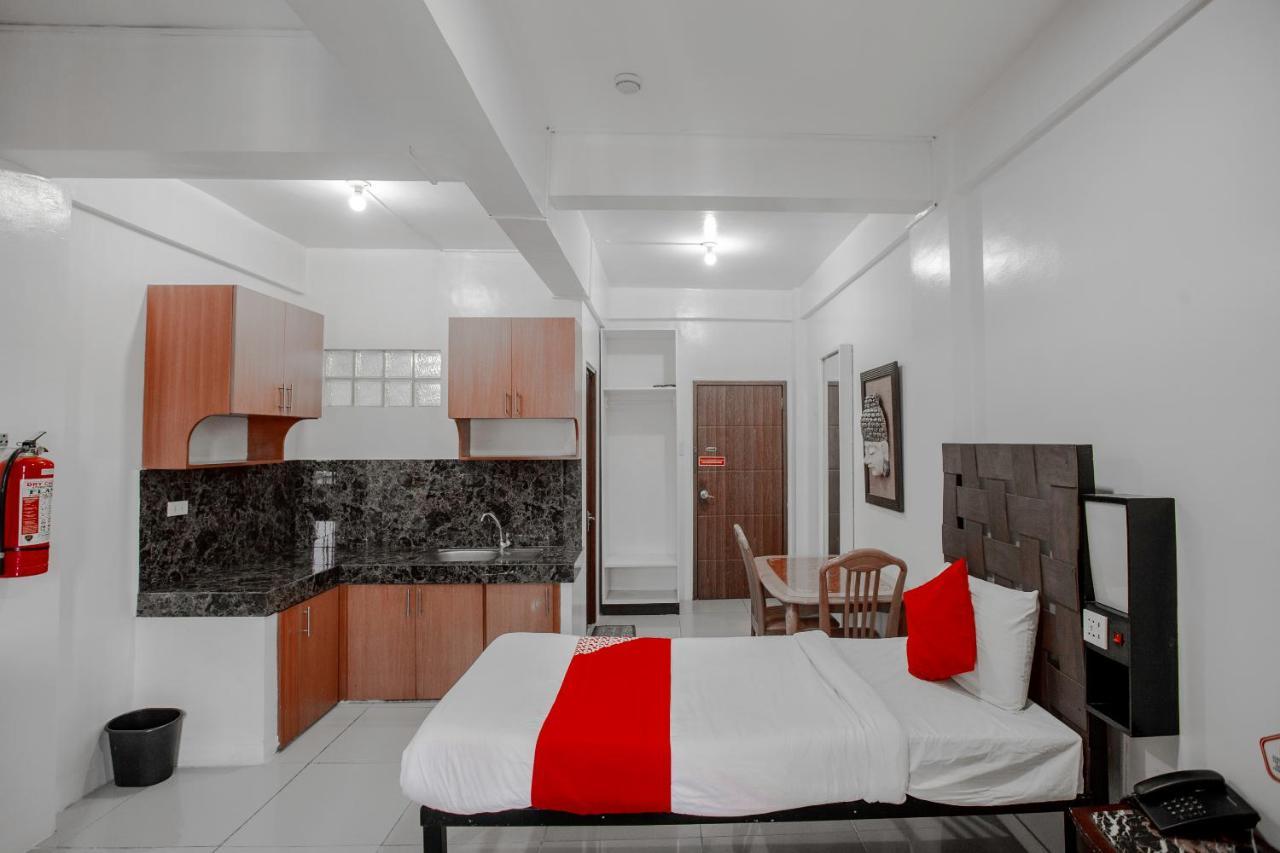 Super Oyo 134 The Bedstation Hotel Mandaluyong Exterior photo