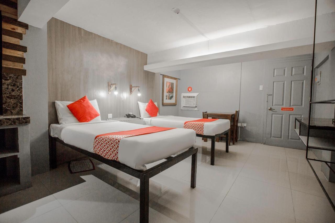 Super Oyo 134 The Bedstation Hotel Mandaluyong Exterior photo