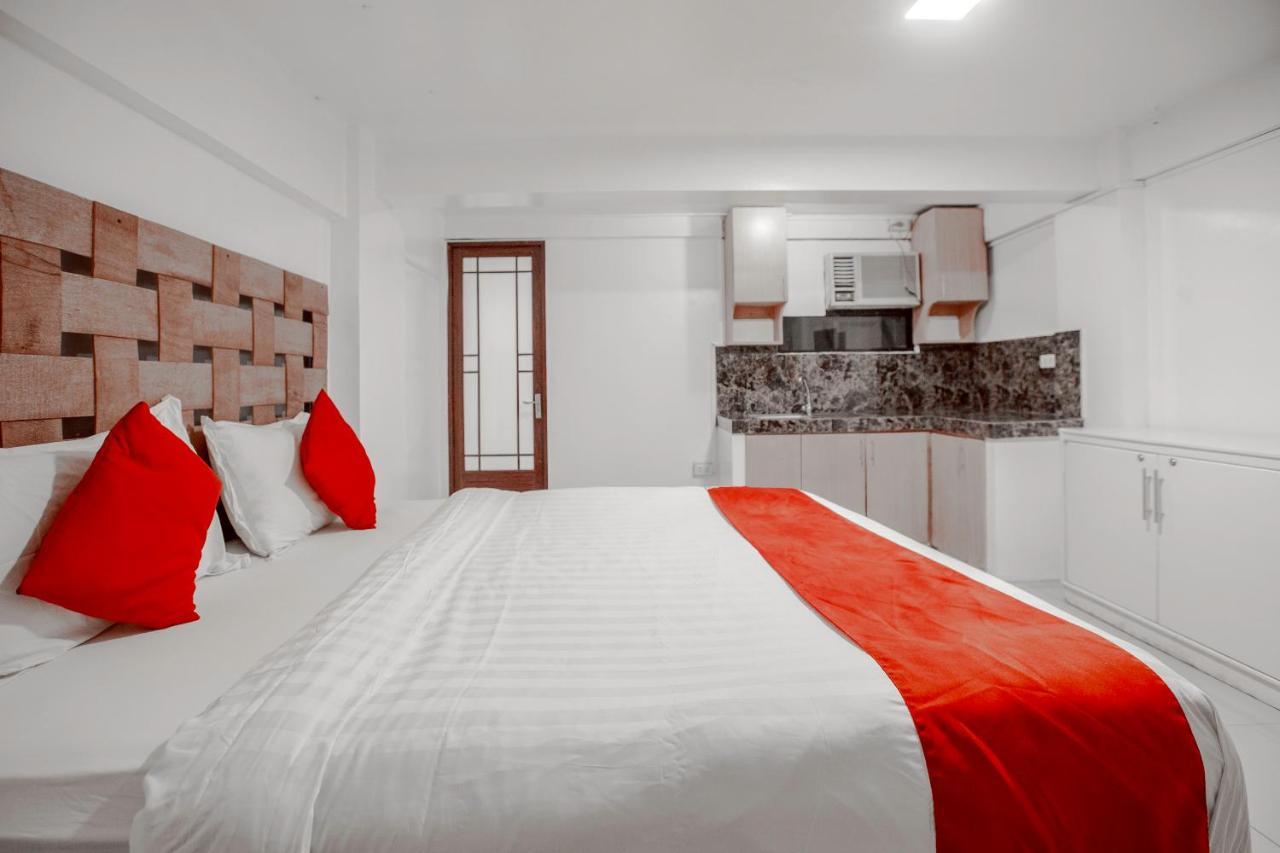 Super Oyo 134 The Bedstation Hotel Mandaluyong Exterior photo