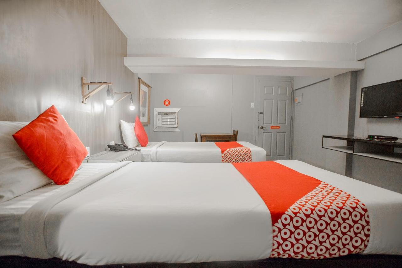 Super Oyo 134 The Bedstation Hotel Mandaluyong Exterior photo